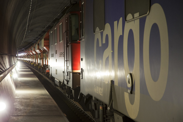 Güterzug SBB Cargo im Gotthard-Basistunnel