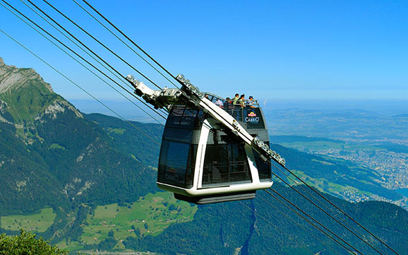 A cableway suspended above Lake Lucerne