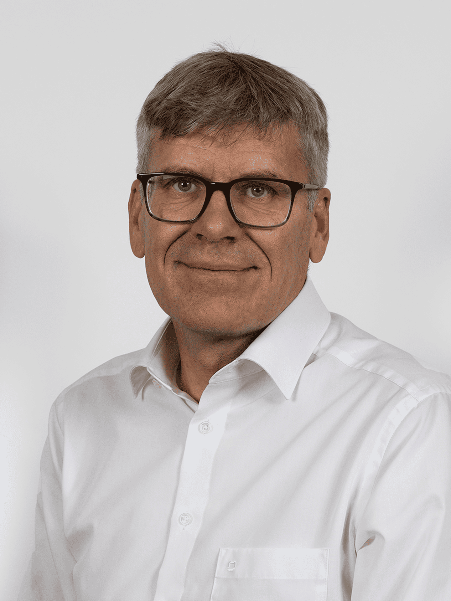 Dr. Arnold Berndt